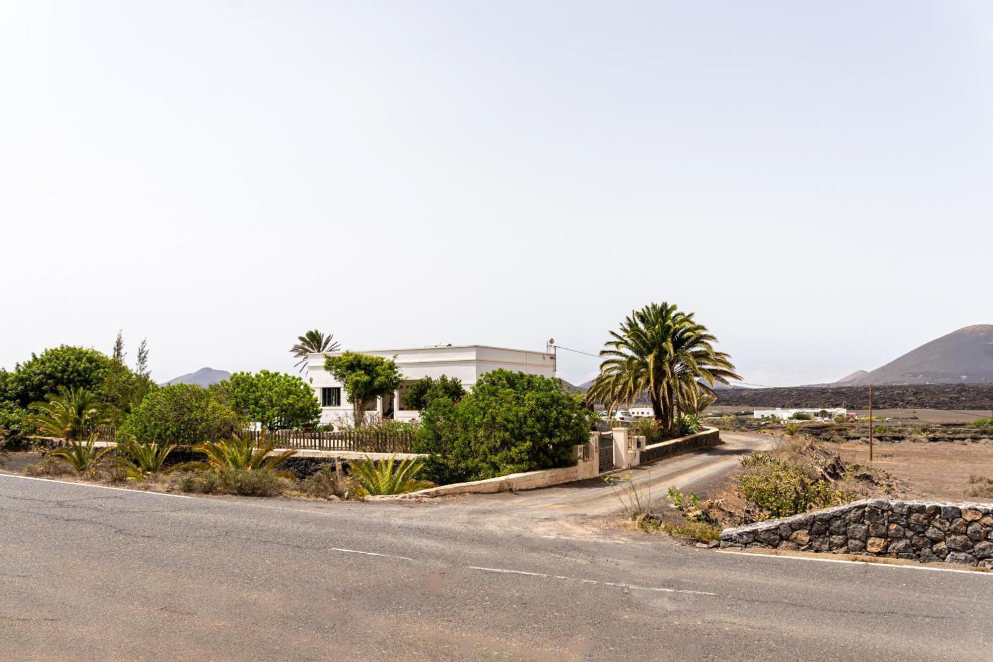 Вилла Casa Timanfaya In Tegoyo Кониль Экстерьер фото